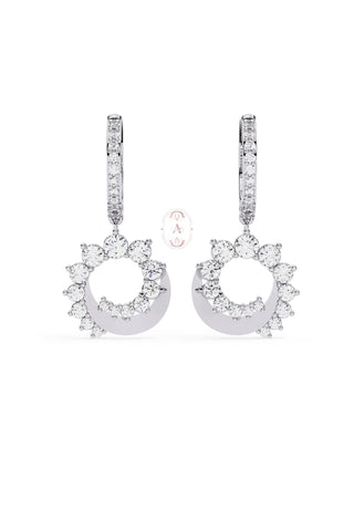 Solitaire silver round shaped earrings